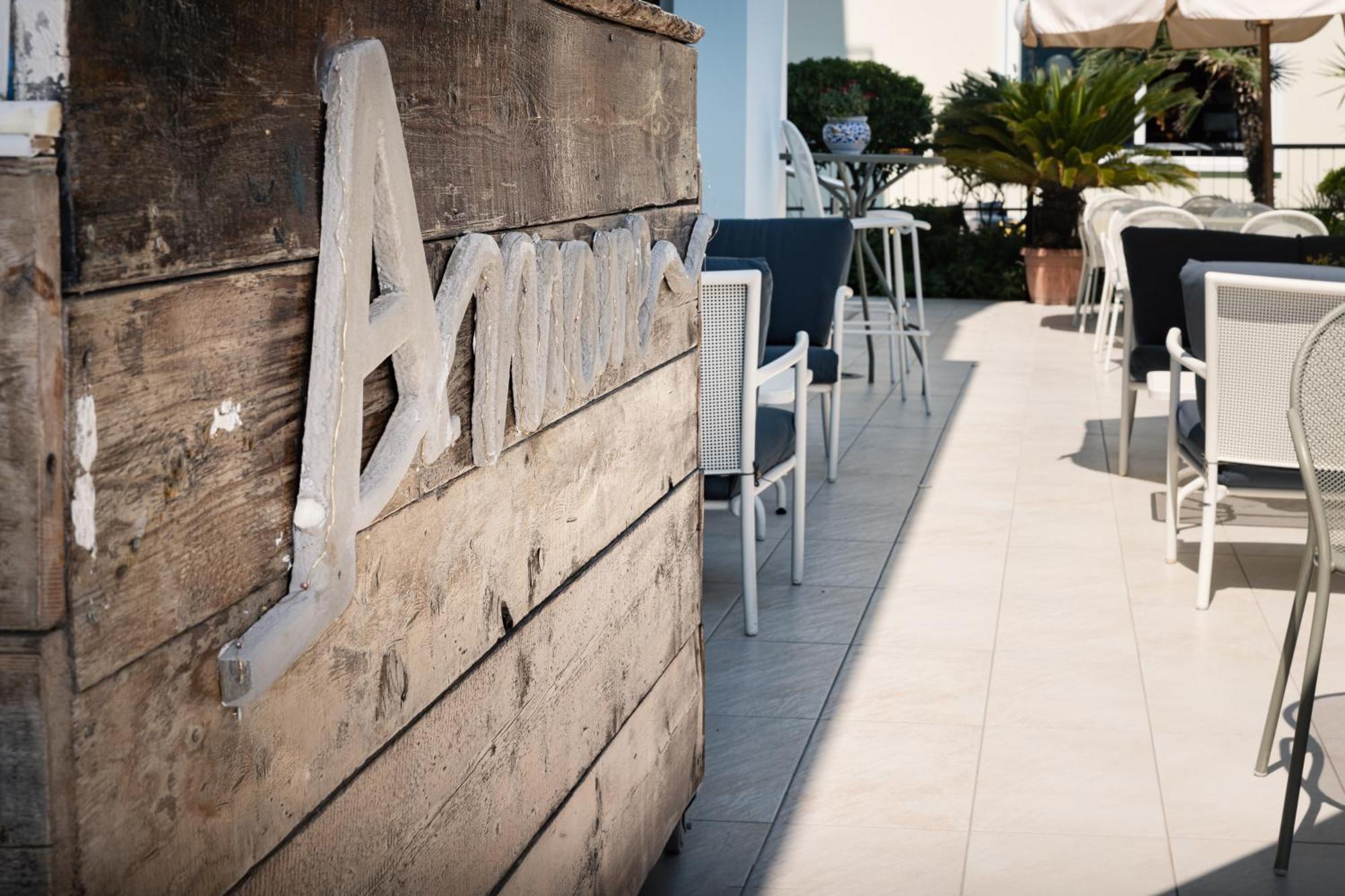 Hotel Eliseo Μπελάρια-Ιτζέα Μαρίνα Εξωτερικό φωτογραφία