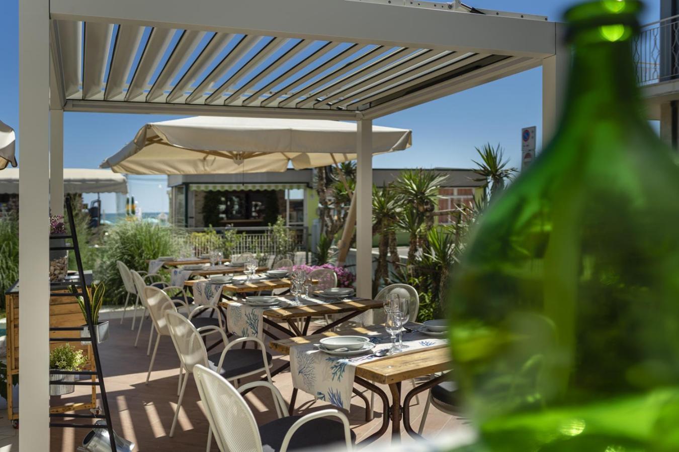 Hotel Eliseo Μπελάρια-Ιτζέα Μαρίνα Εξωτερικό φωτογραφία