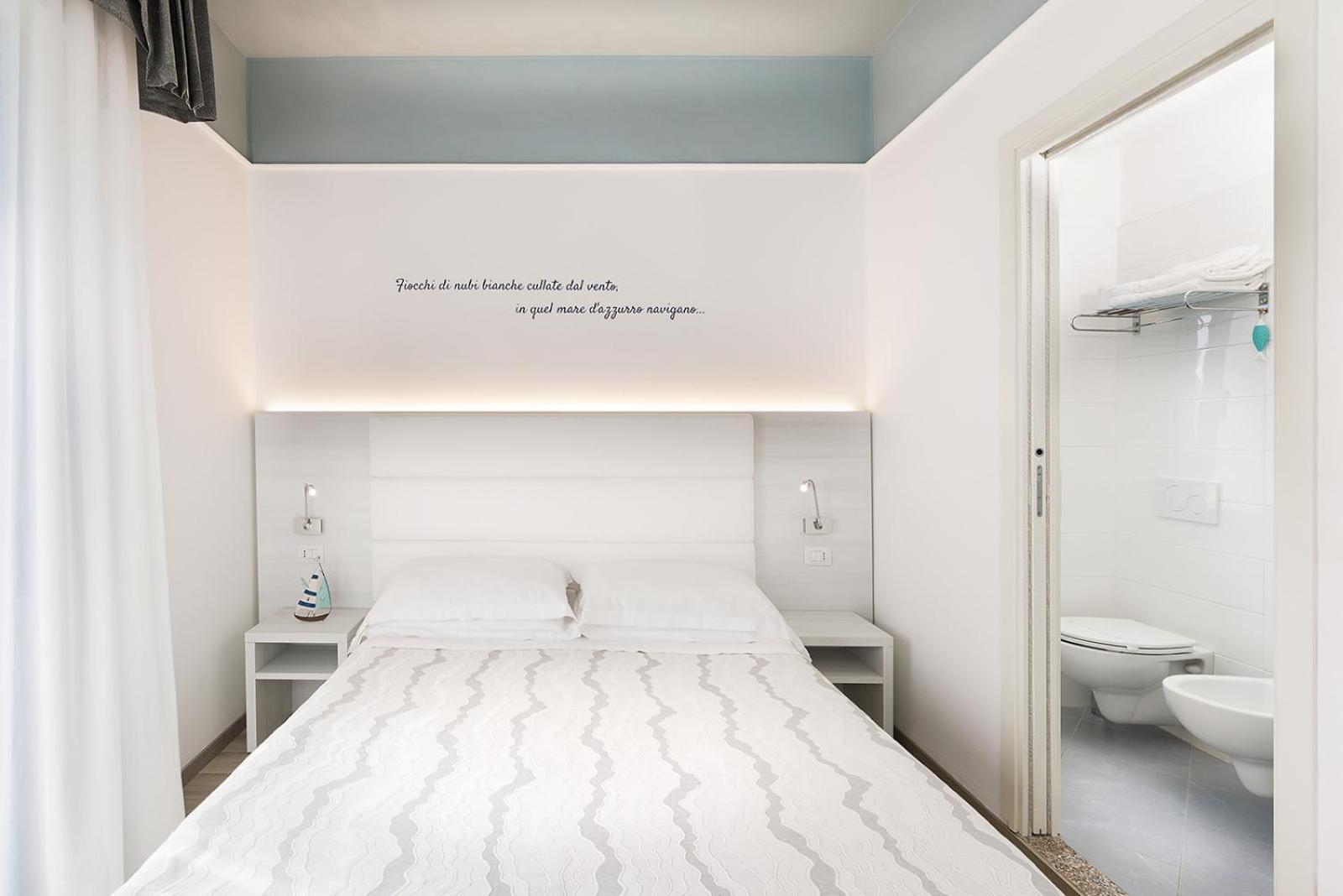 Hotel Eliseo Μπελάρια-Ιτζέα Μαρίνα Εξωτερικό φωτογραφία