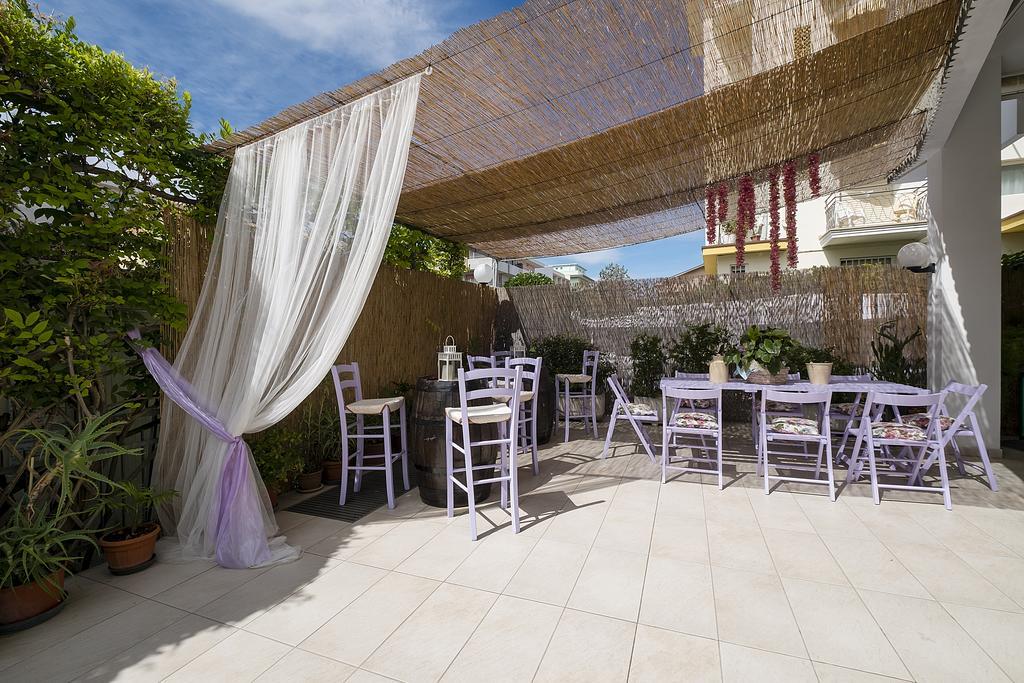 Hotel Eliseo Μπελάρια-Ιτζέα Μαρίνα Εξωτερικό φωτογραφία